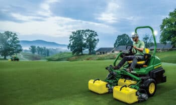 Gespecialiseerde machines voor onderhoud van tuin, park en golfterrein 10