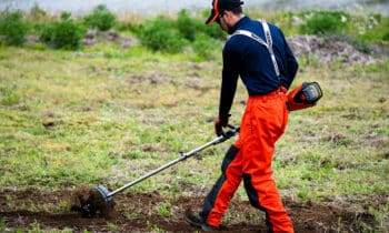 Een accu multi-tool die de benzinevariant zal wegblazen 12
