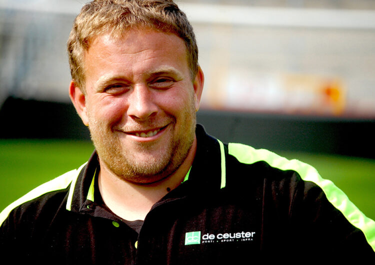 Van de spionkop naar het veld: Jeankes reis bij KV Mechelen 2