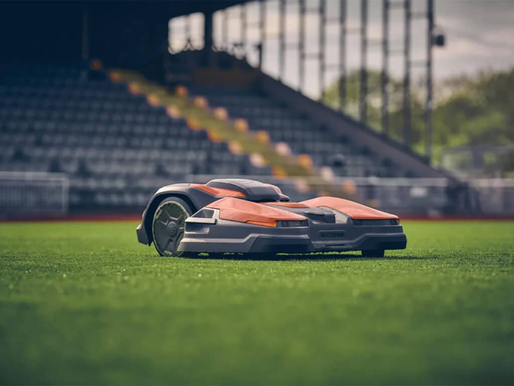 Maak kennis met de autonome Husqvarna grasmaaier CEORA™ 2