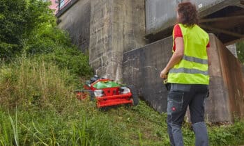 Krachtige rupsmaaier met messcherpe troeven 12