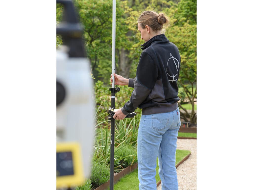 Dankzij totaalstation krijgen complexe tuinontwerpen snel vorm 2