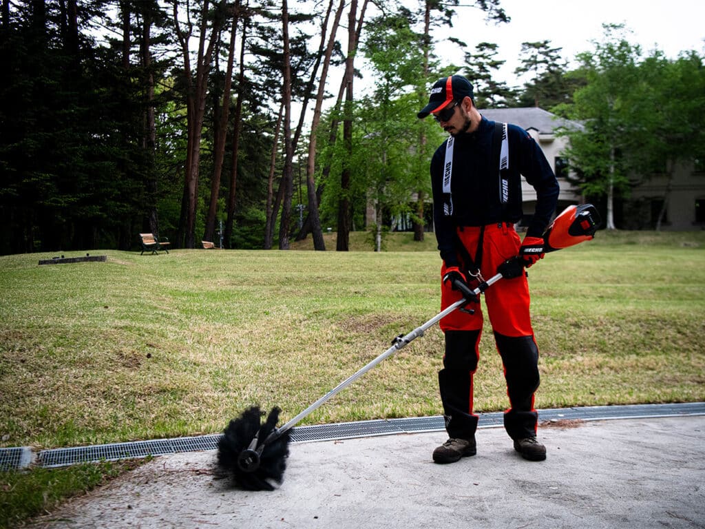 Een accu multi-tool die de benzinevariant zal wegblazen 3