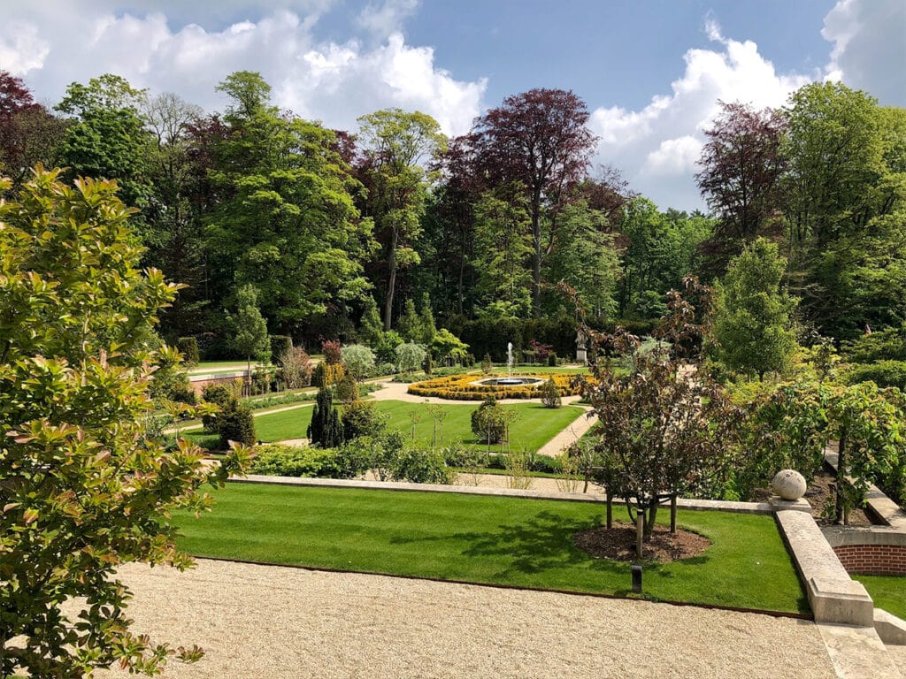 Dankzij totaalstation krijgen complexe tuinontwerpen snel vorm 3