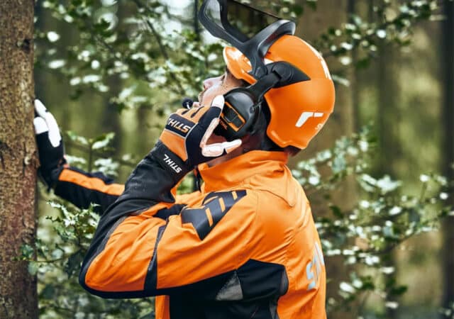 Kwalitatieve helm met communicatiefunctie 2