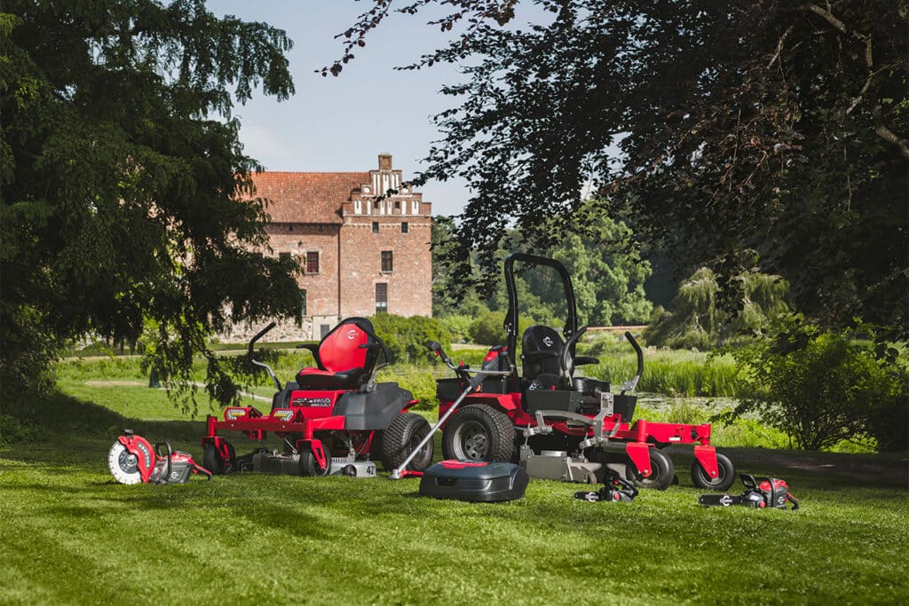 Maak kennis met een nieuwe generatie accu-gedreven zitmaaiers 2