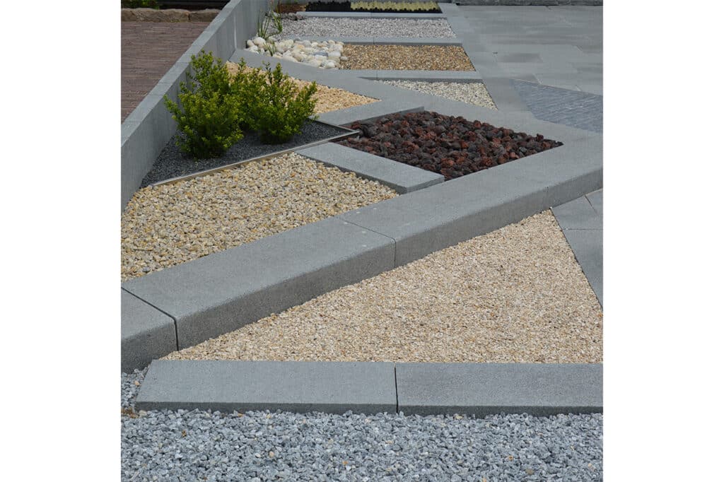 Buitenomgevingen ontharden met een sponstuin 2