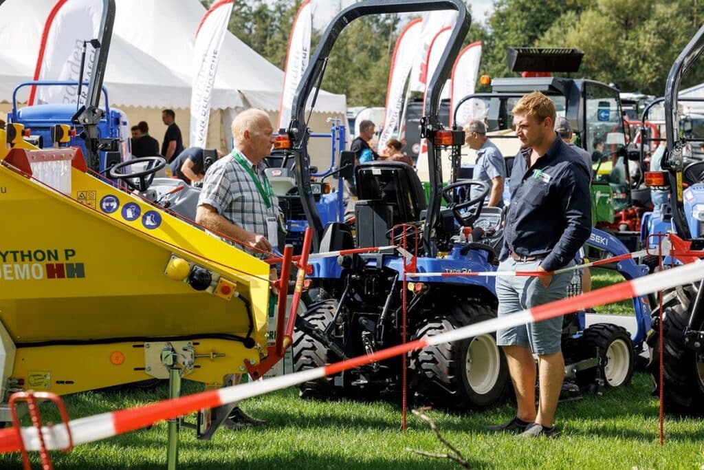 Demo Groen 2024: grootste Belgische openluchtdemo van materiaal voor groen, sportvelden en stadsreiniging 2