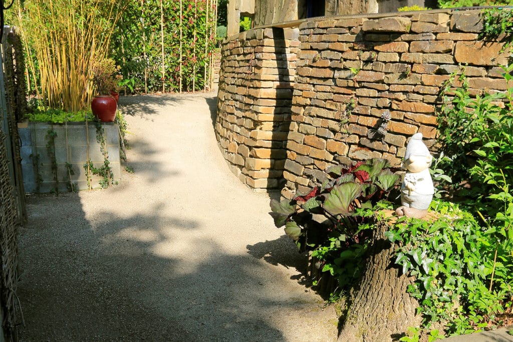 La dolomie Gravier d’Or® scintille sous nos pieds