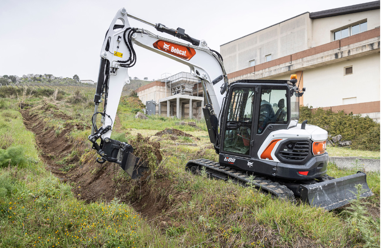 Bobcat heeft nu ook een kruiwagen vervangende minirupslader: de MT100 5