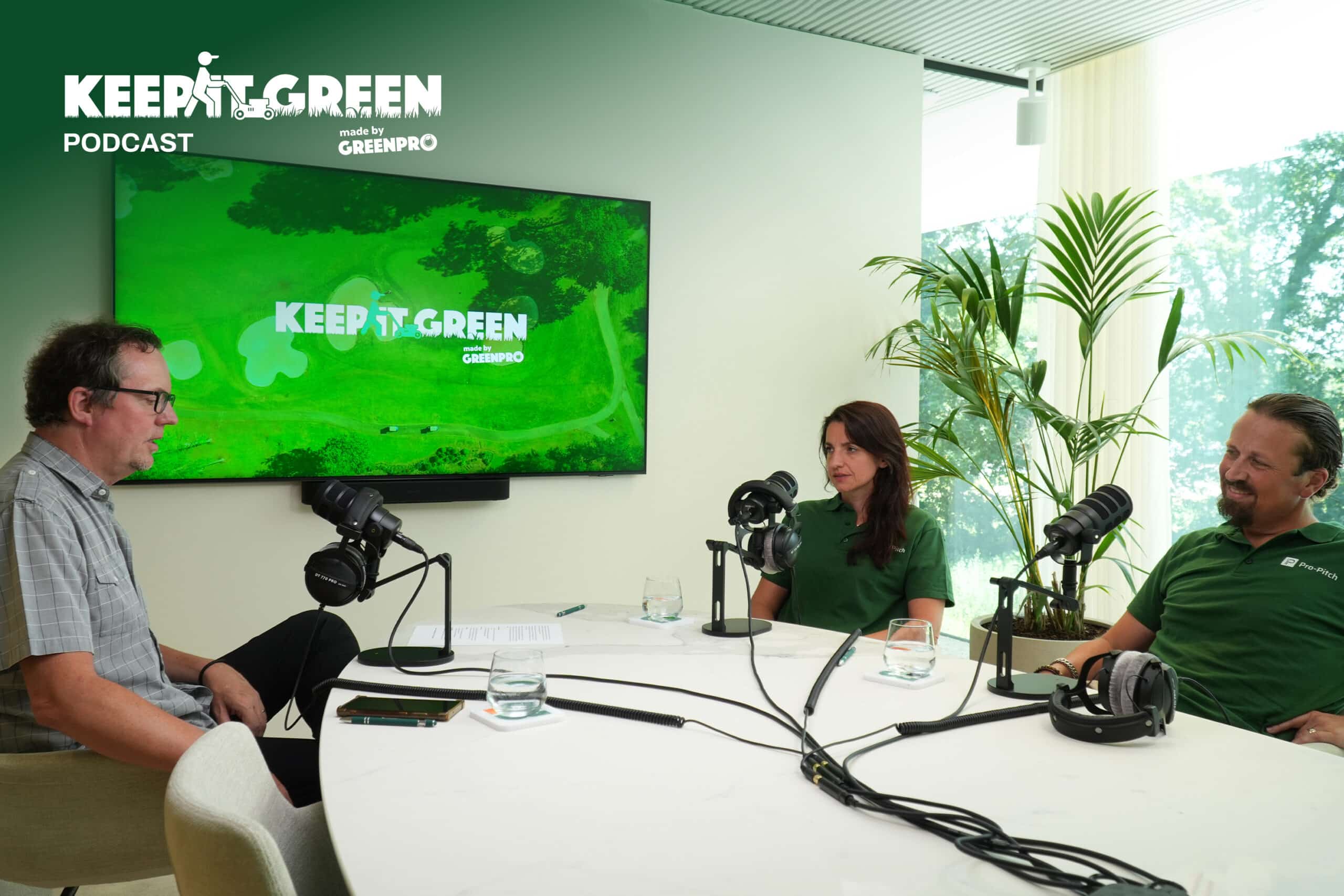 Natuurgras versus kunstgras: Olivier Vandermotte en Jessie Vermeire van Pro-Pitch over duurzaam veldbeheer 1